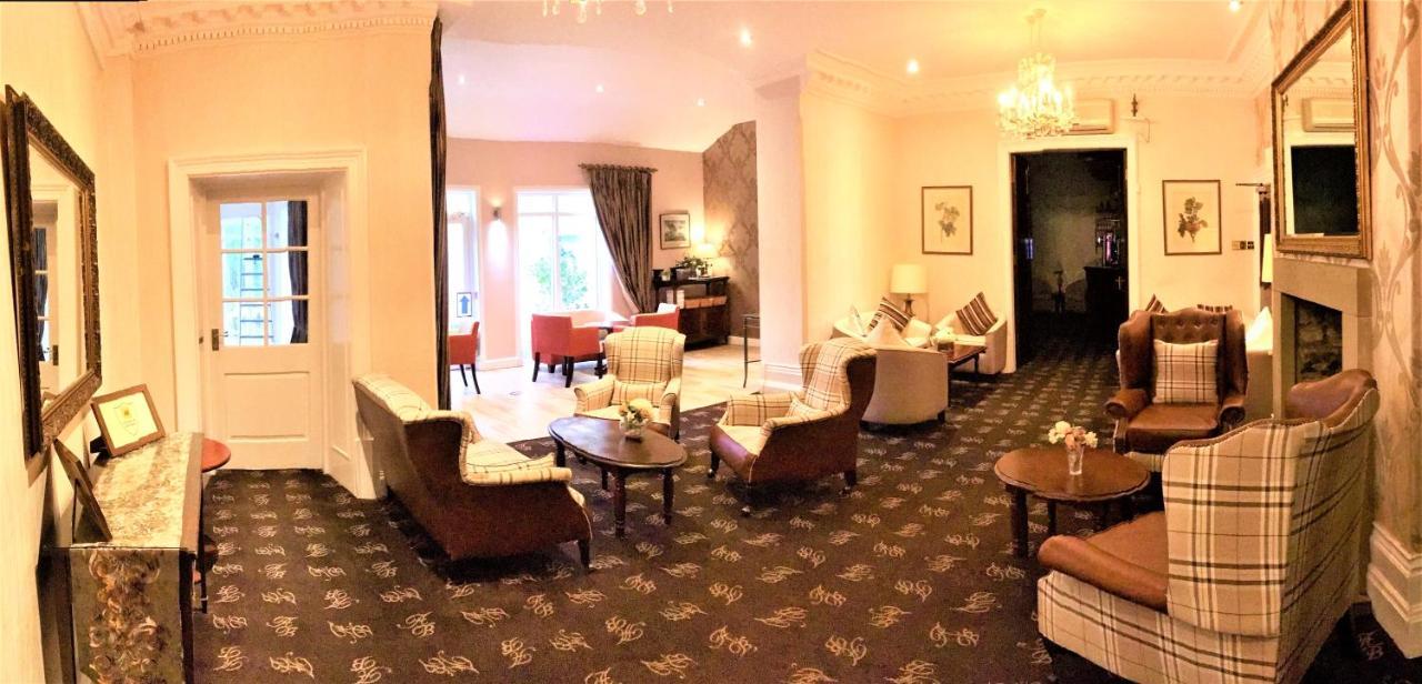 Astley Bank Hotel 다웬 외부 사진