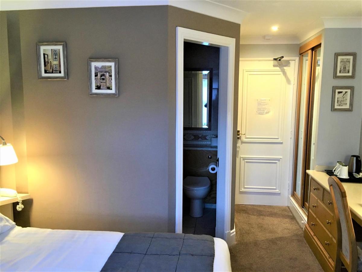 Astley Bank Hotel 다웬 외부 사진