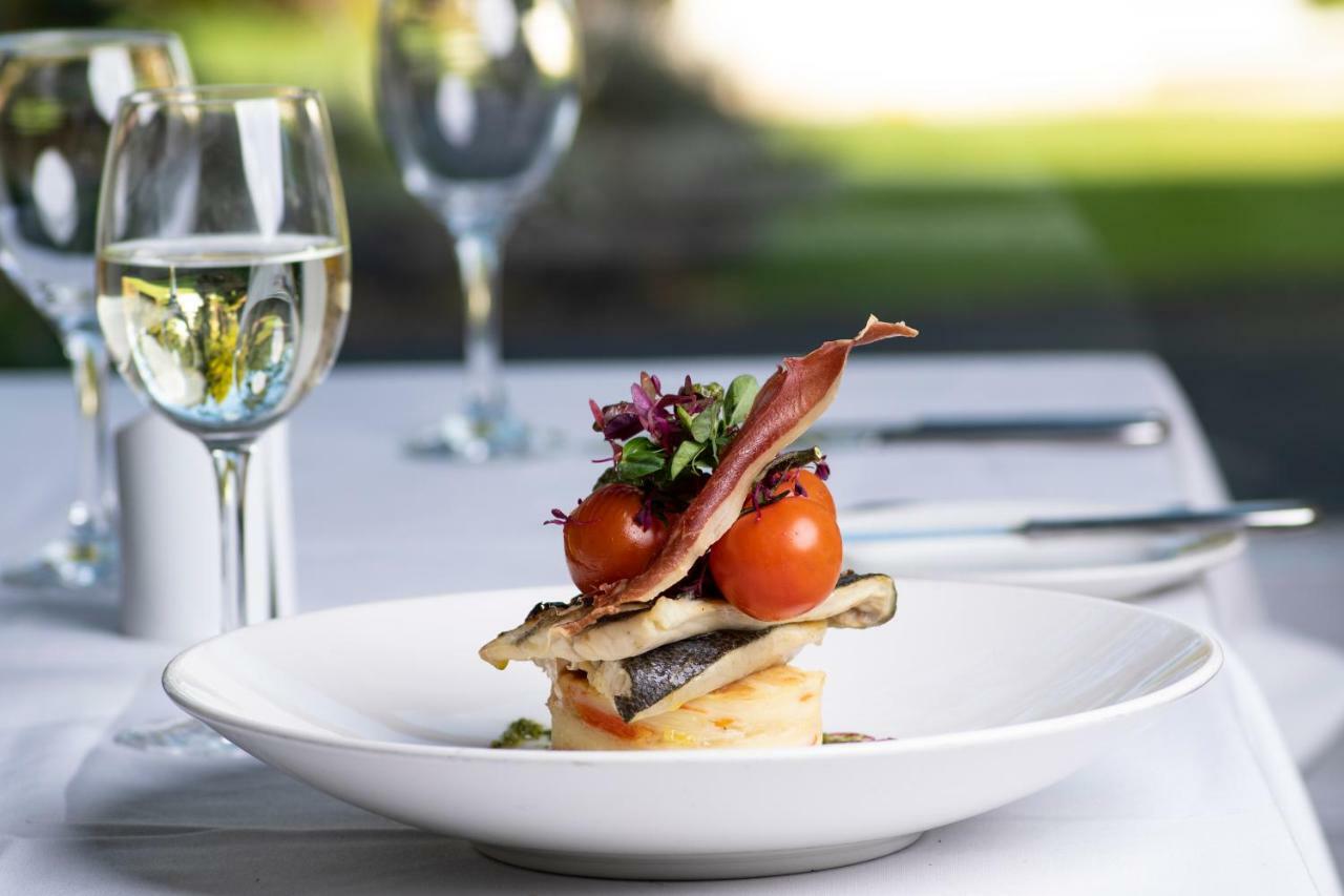 Astley Bank Hotel 다웬 외부 사진