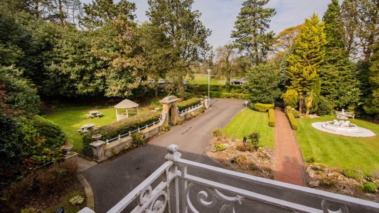 Astley Bank Hotel 다웬 외부 사진